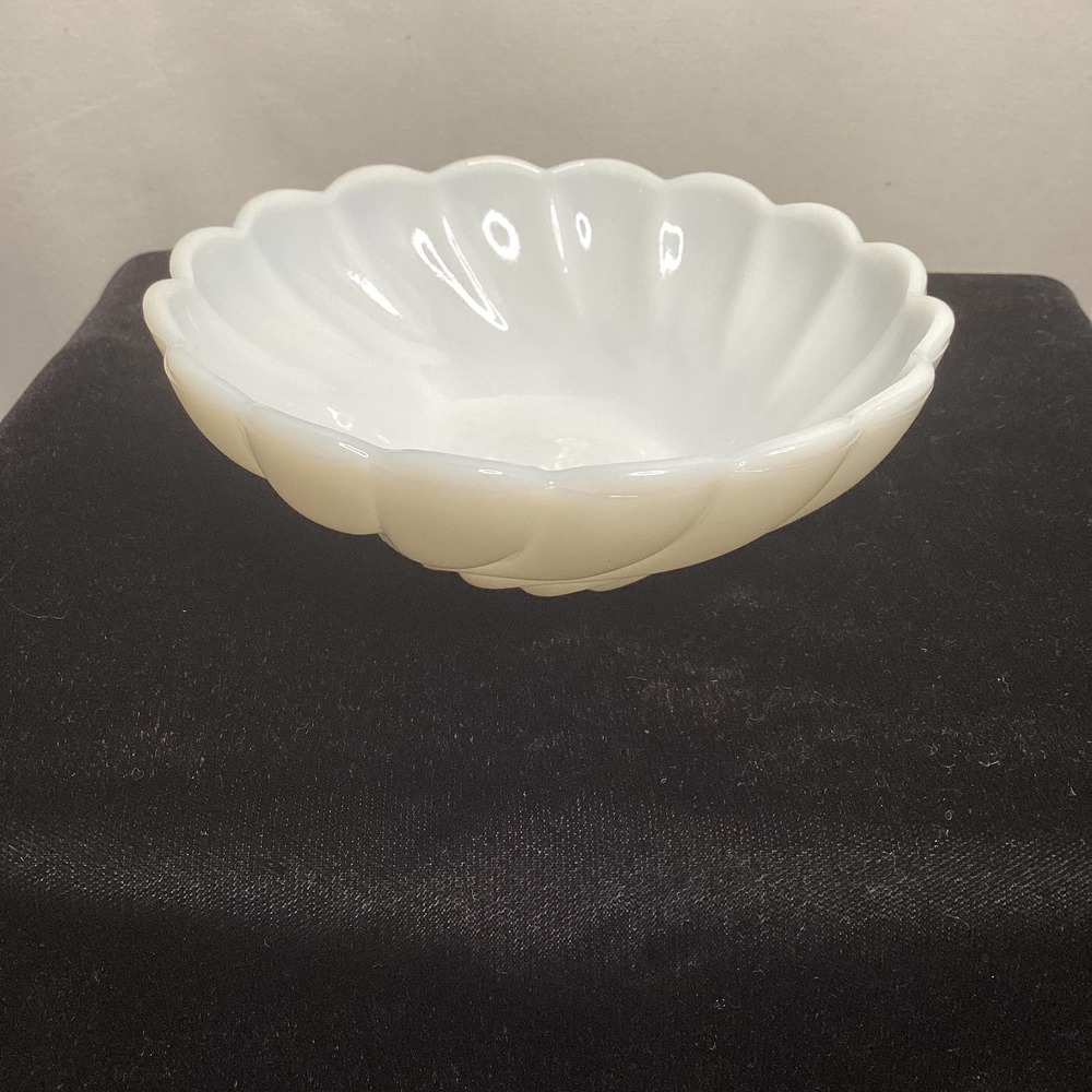 Milk Glass Swirl Bowl